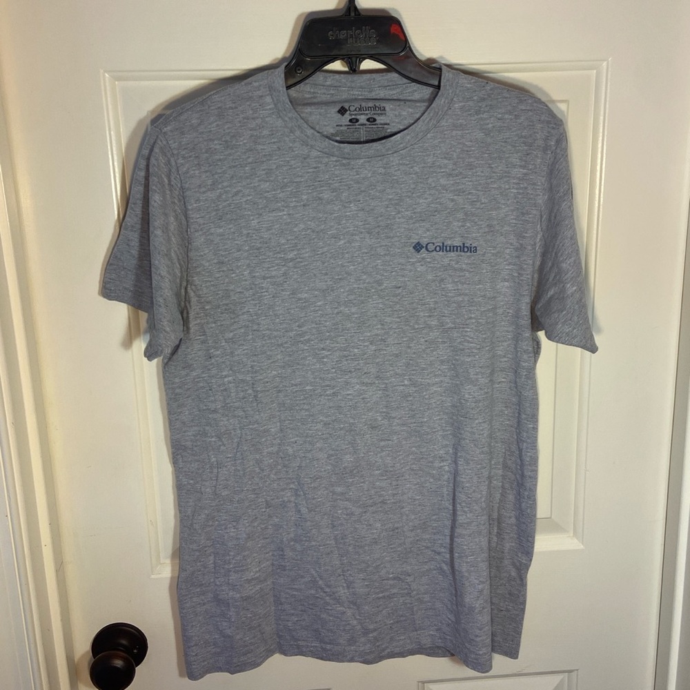 Mens columbia graphic tee shirt